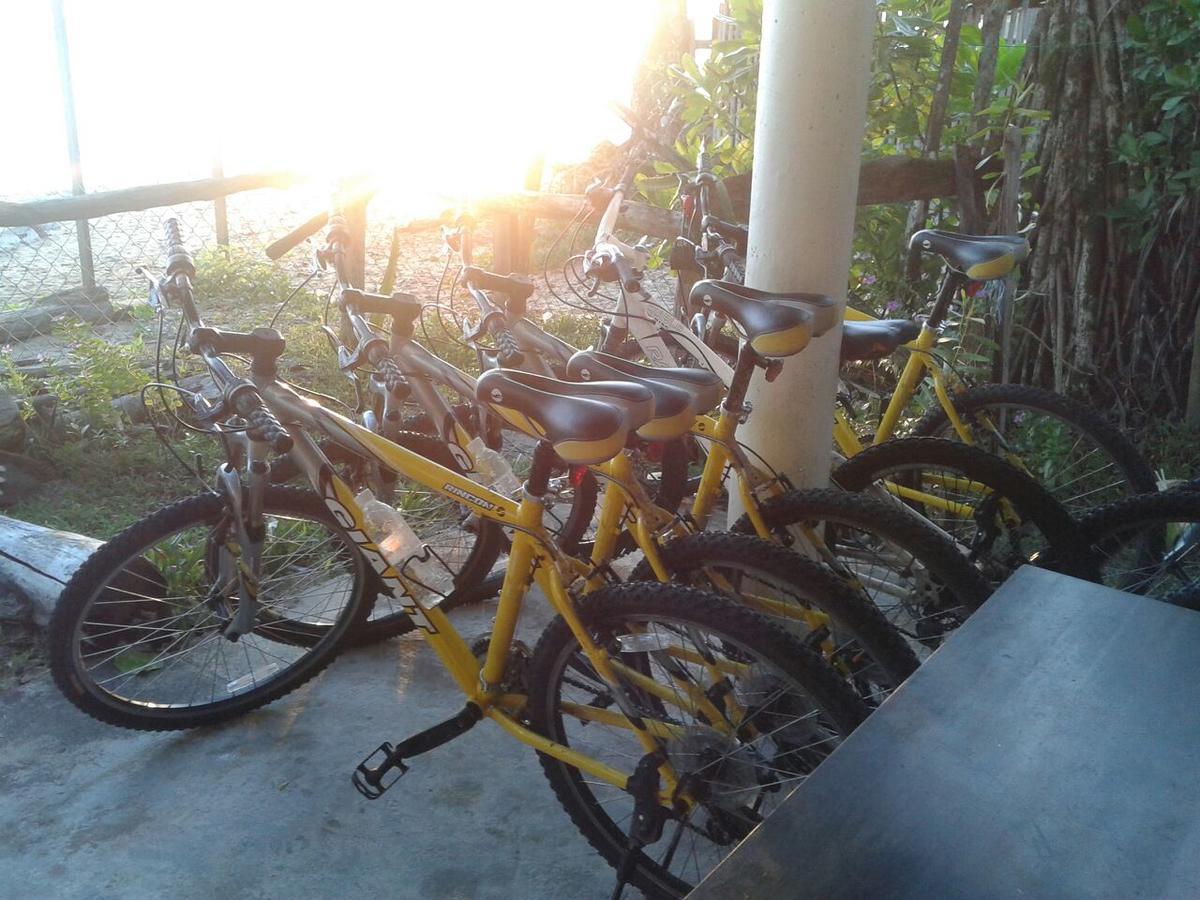 Pandan Beach Homestay Kampong Pandan Buitenkant foto