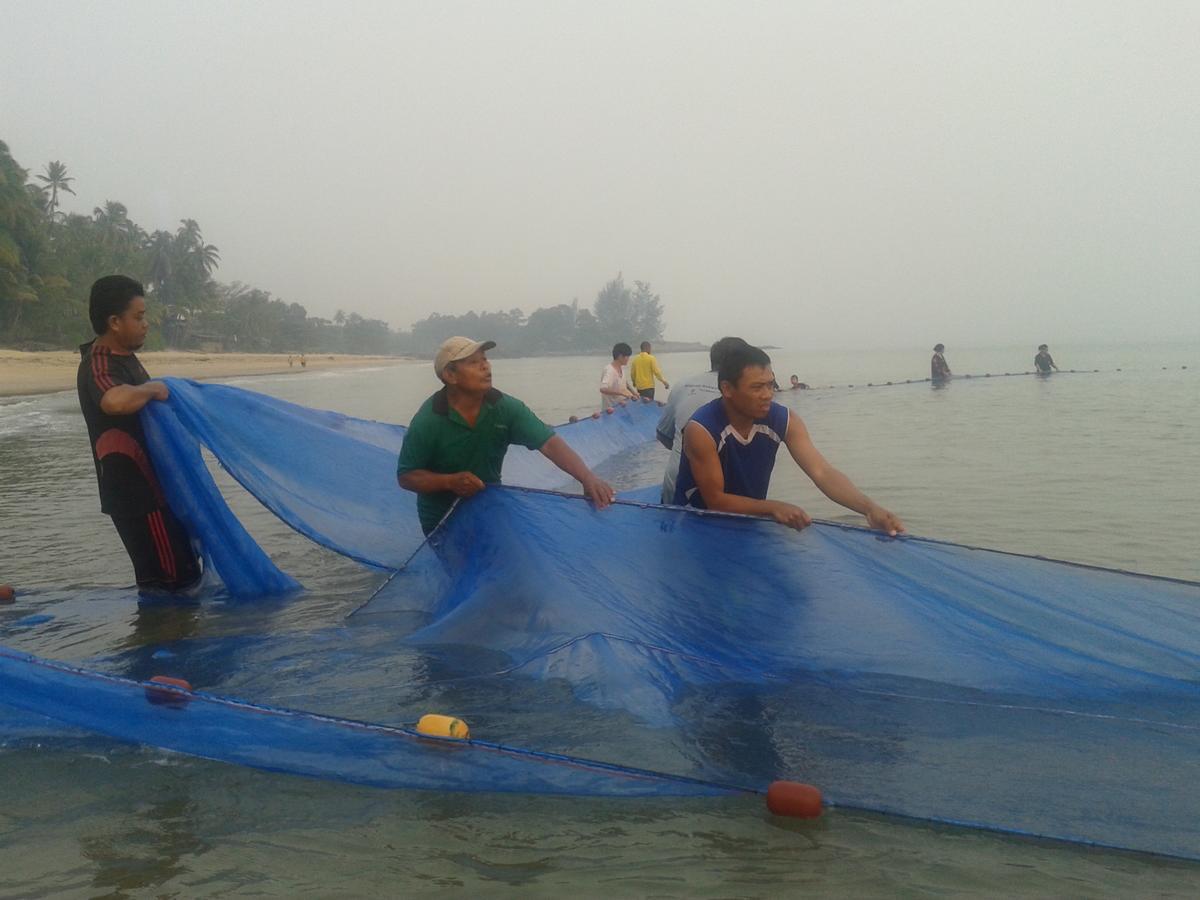 Pandan Beach Homestay Kampong Pandan Buitenkant foto